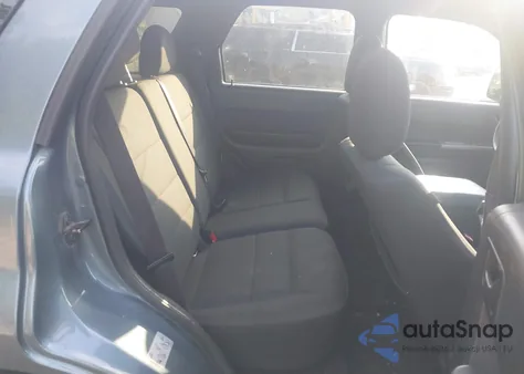 2011 Ford Escape Xlt from USA, damaged, VIN 1FMCU9D77BKB11600